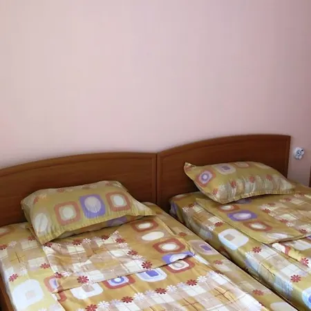 In Panorama Fort Apartcomplex アパート スヴェティ・ヴラス