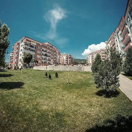 アパート In Panorama Fort Apartcomplex スヴェティ・ヴラス