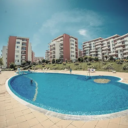 アパート In Panorama Fort Apartcomplex